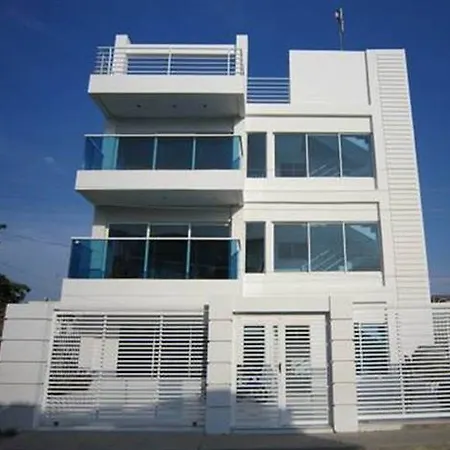 Valmar Hotel