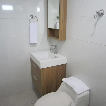 Valmar Hotel 2*